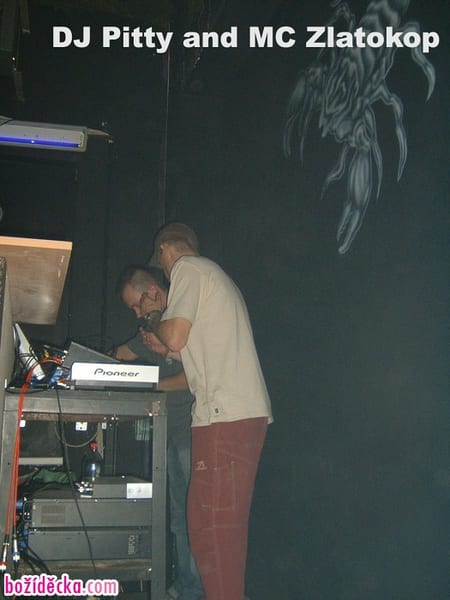 img00204