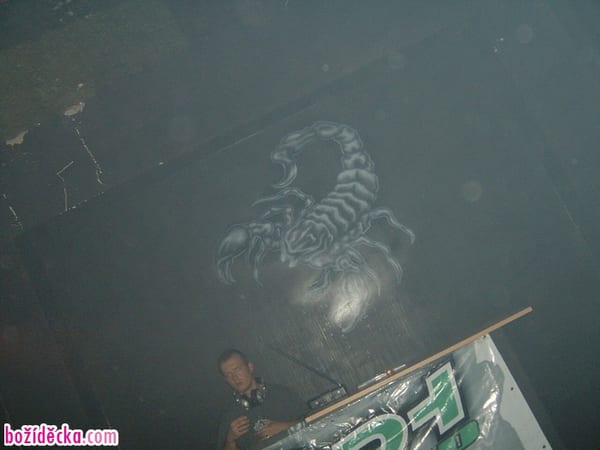 img00216