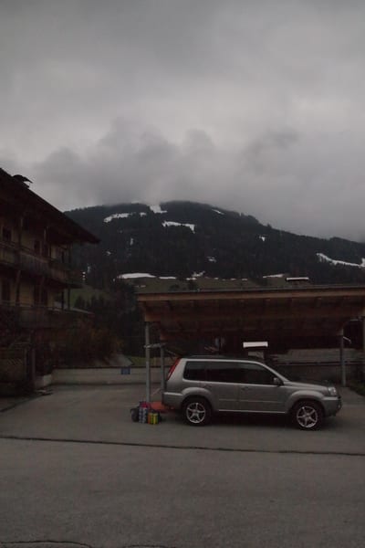 20120413191526p4130775