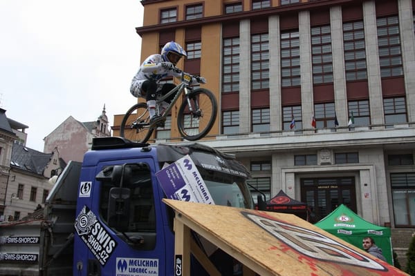 DT JBC 2009 022