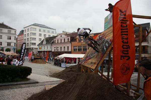 DT JBC 2009 050