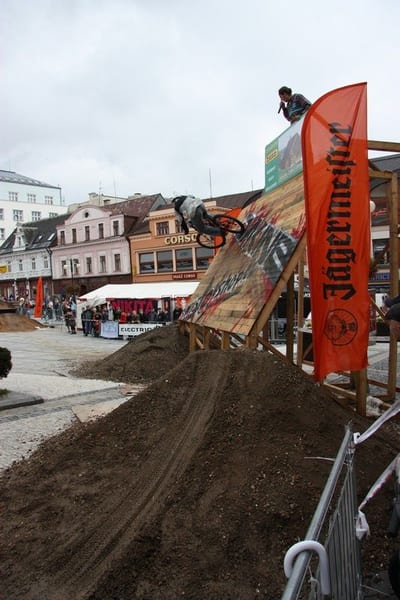 DT JBC 2009 059
