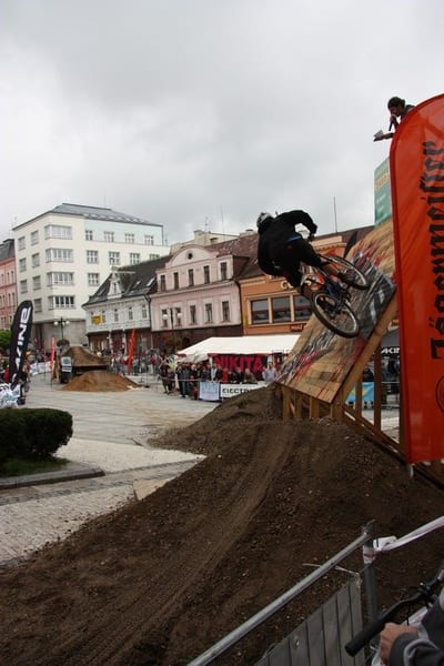 DT JBC 2009 064