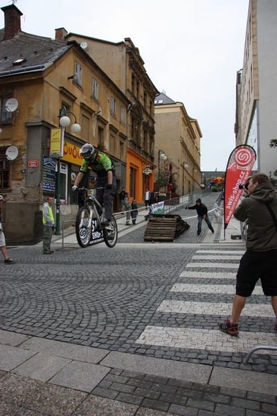 DT JBC 2009 107