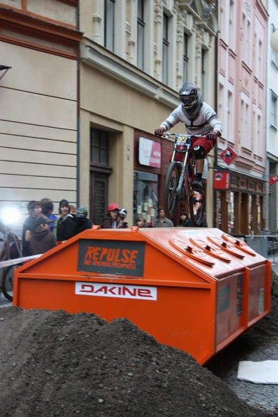 DT JBC 2009 177