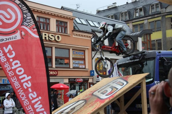 DT JBC 2009 195