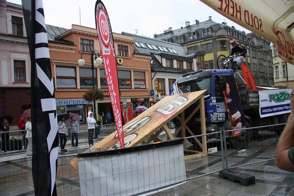 DT JBC 2009 205