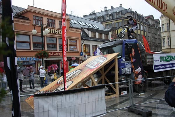 DT JBC 2009 212