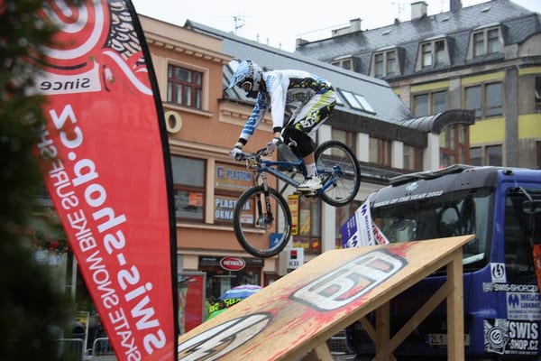 DT JBC 2009 239