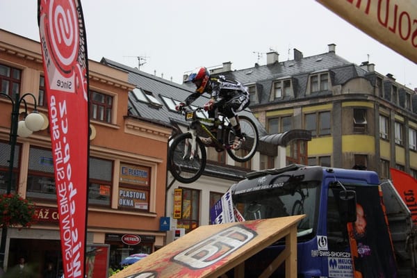 DT JBC 2009 242