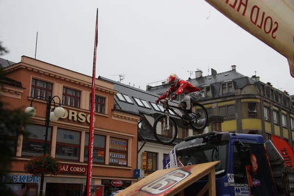 DT JBC 2009 244