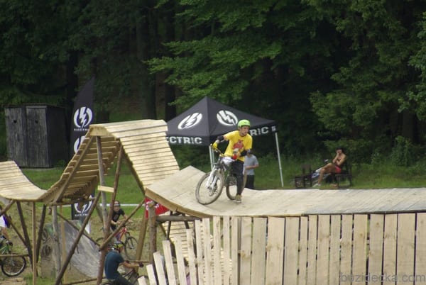 Horsefeathers Kozzy Style 2009