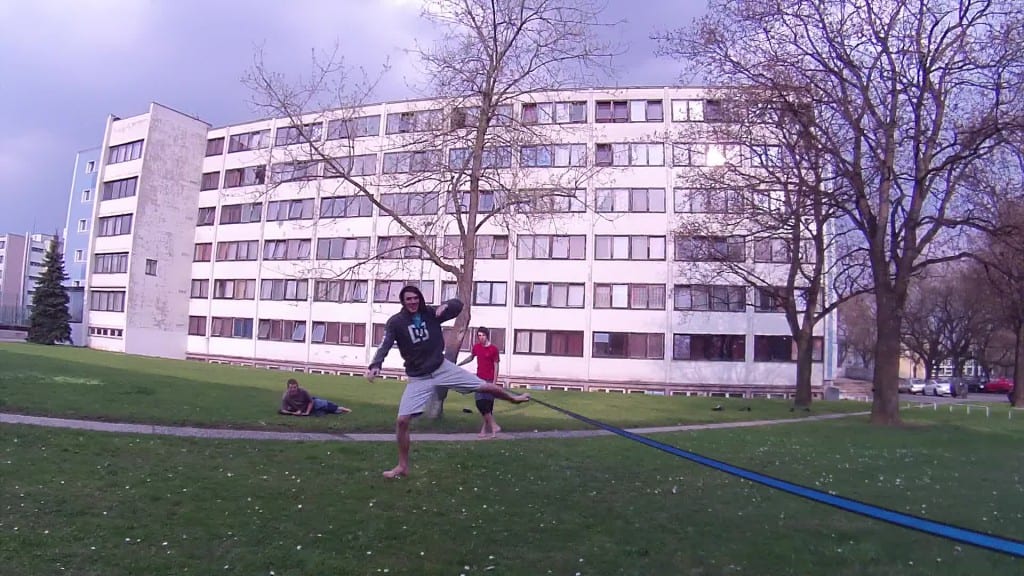 vlcsnap-2013-04-22-18h26m33s149