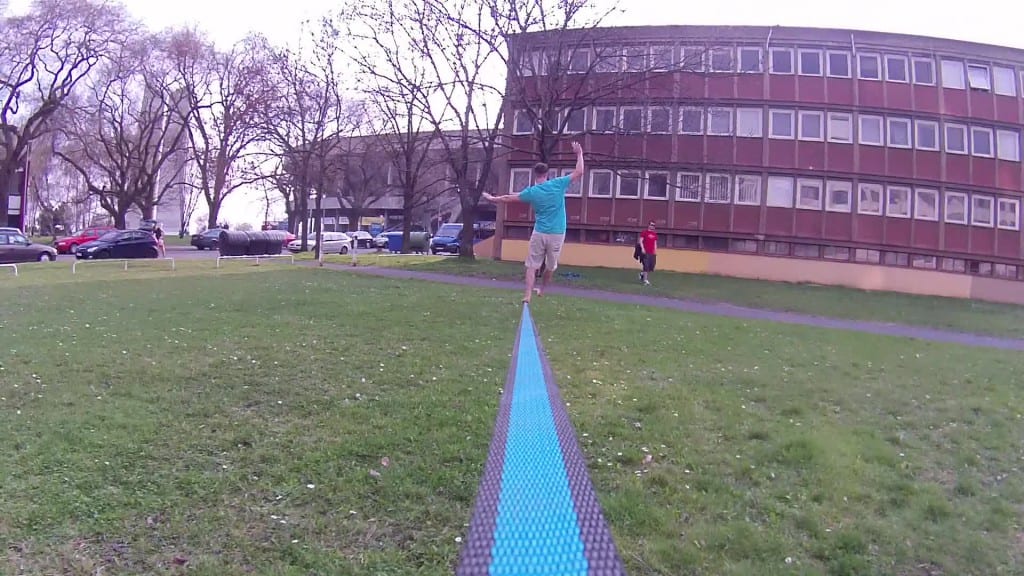 vlcsnap-2013-04-22-18h27m13s29