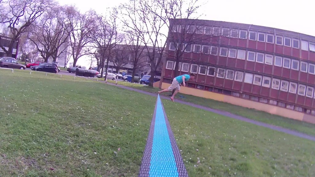 vlcsnap-2013-04-22-18h27m49s142
