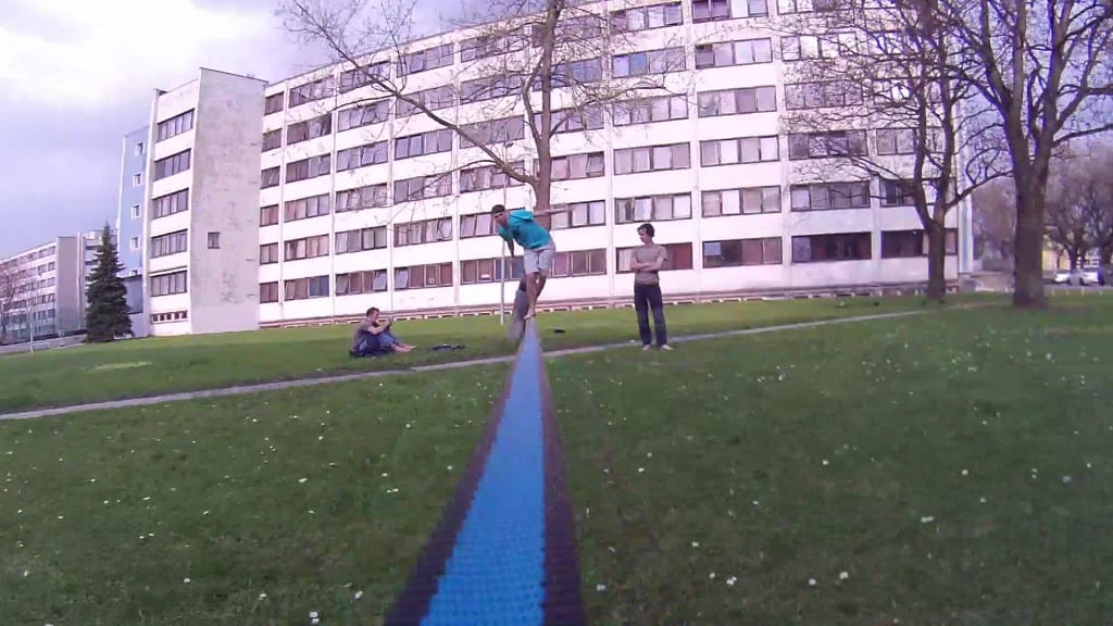 vlcsnap-2013-04-22-18h29m03s119