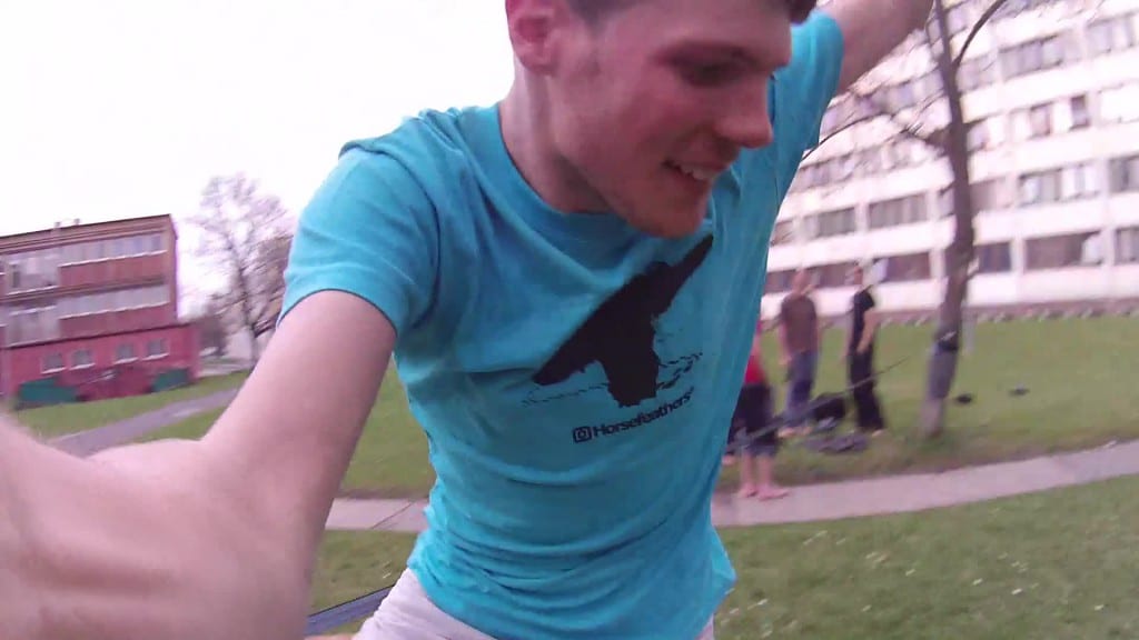 vlcsnap-2013-04-22-18h33m51s164