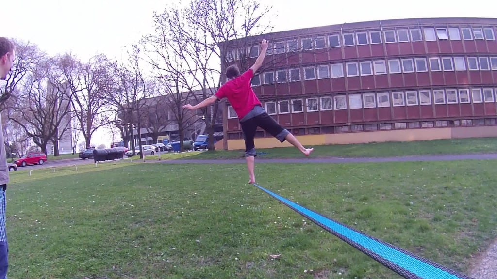 vlcsnap-2013-04-22-18h57m30s32