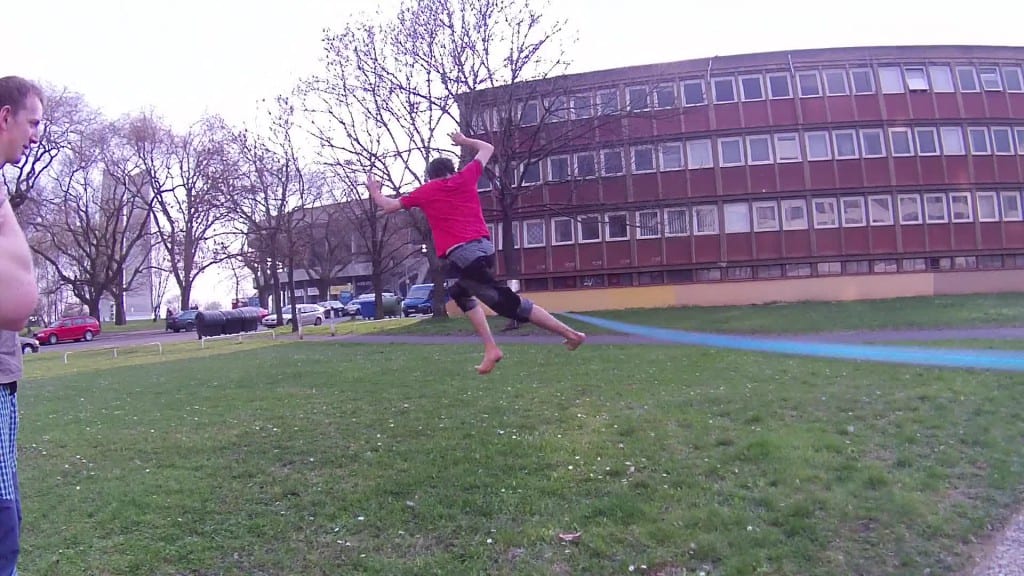 vlcsnap-2013-04-22-18h57m34s74