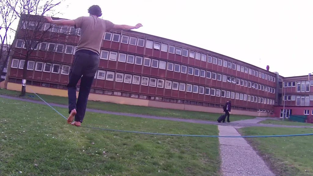 vlcsnap-2013-04-22-18h58m06s123