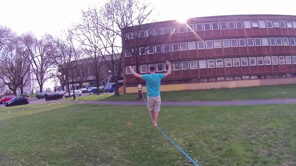 vlcsnap-2013-04-22-18h59m37s26