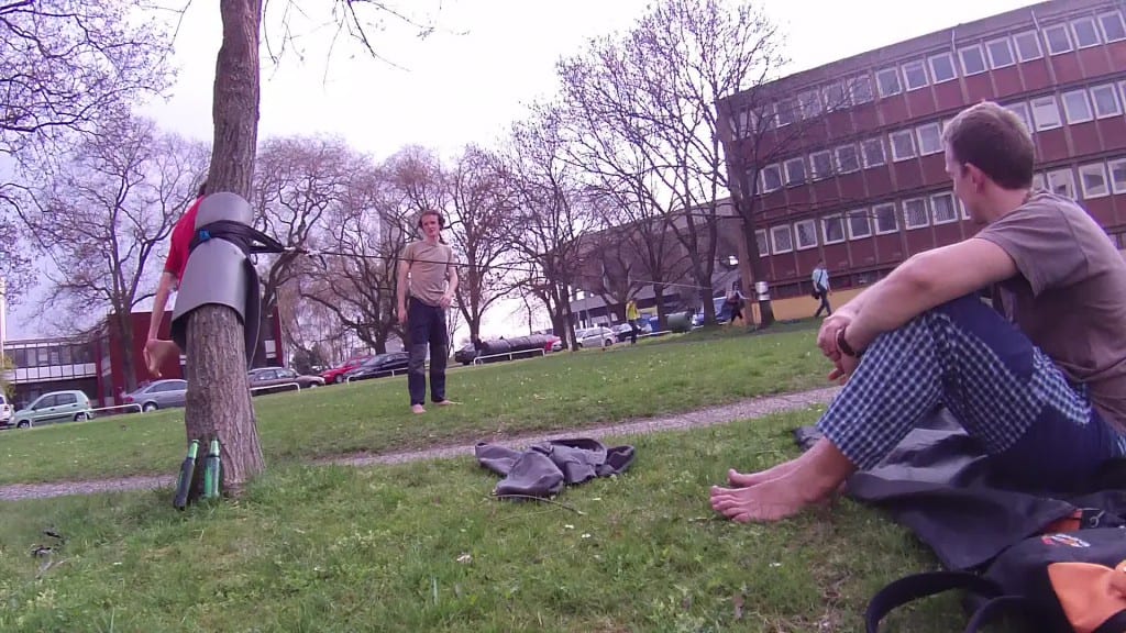 vlcsnap-2013-04-22-19h01m45s14