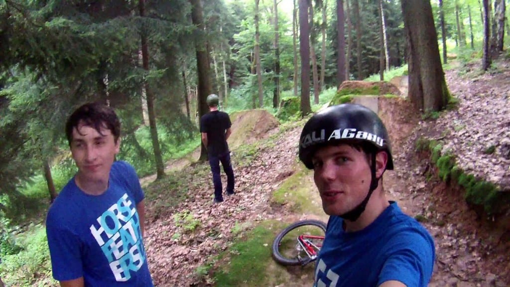 vlcsnap-2013-07-05-19h08m31s119