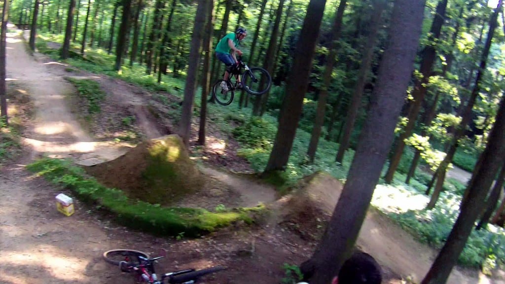 vlcsnap-2013-07-07-22h39m32s11