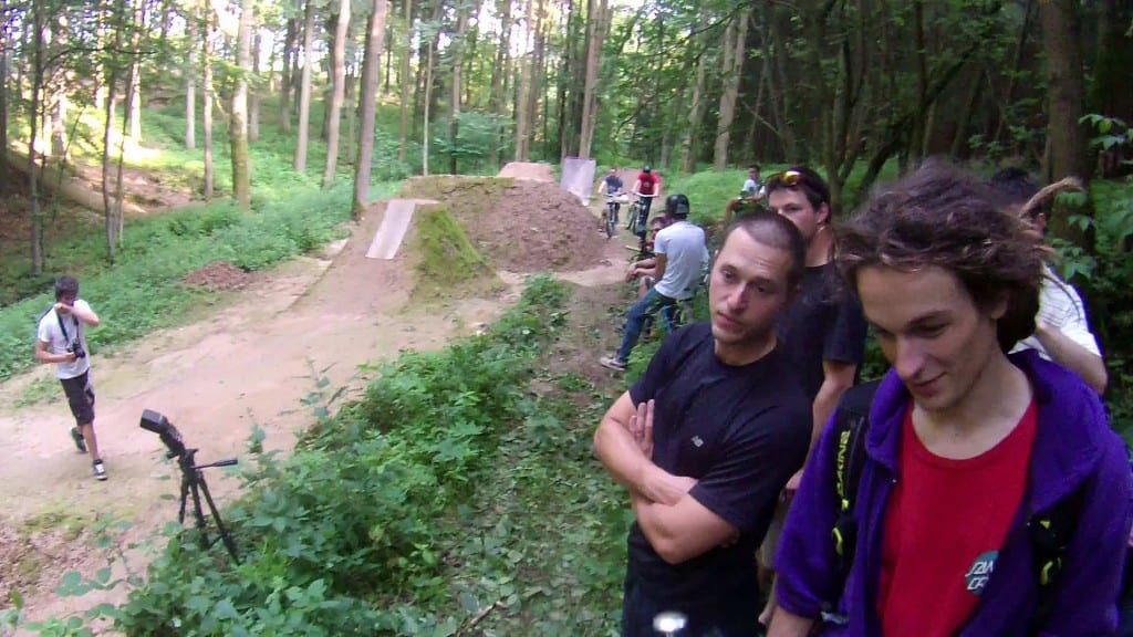 vlcsnap-2013-07-07-22h42m34s34