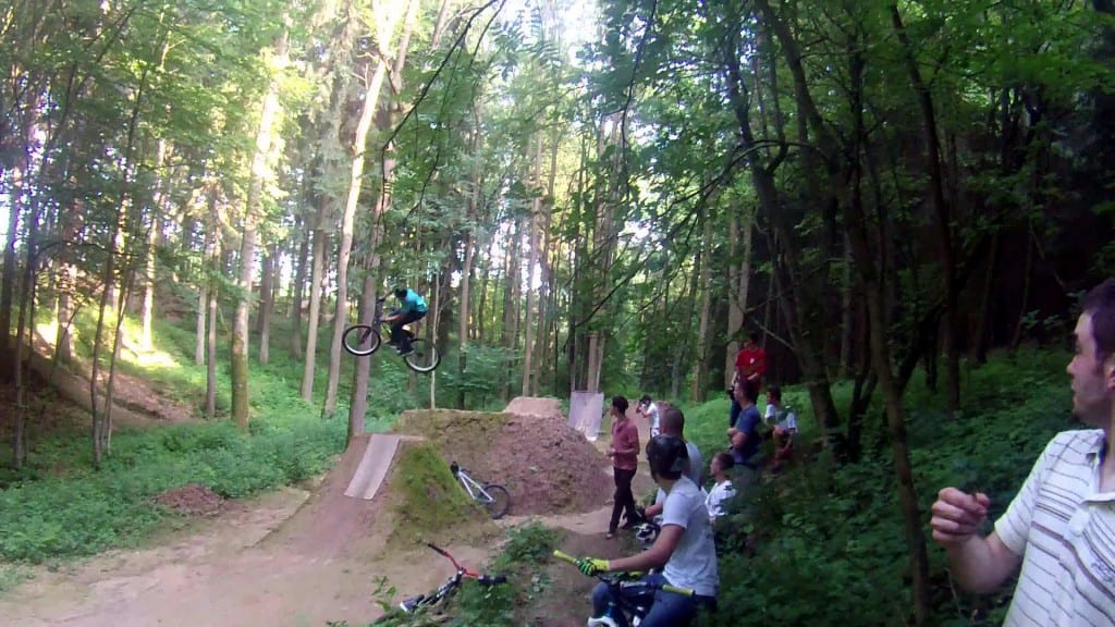 vlcsnap-2013-07-07-22h47m14s31
