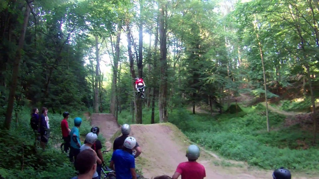 vlcsnap-2013-07-07-22h49m53s87
